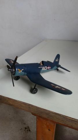 Miniatura avião de guerra
