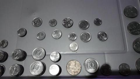 Lote de moedas antigas nacionais