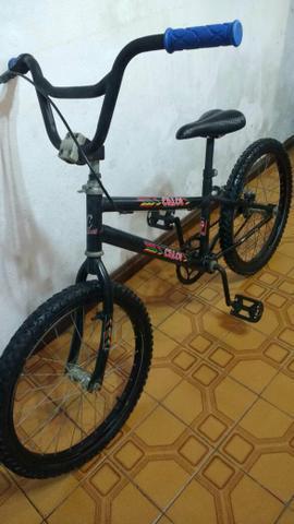 Baixamos o preço ! Bicicleta aro 20 infantil menino !