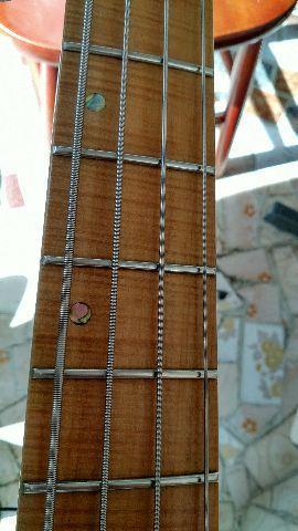 Baixo luthier Mpaes