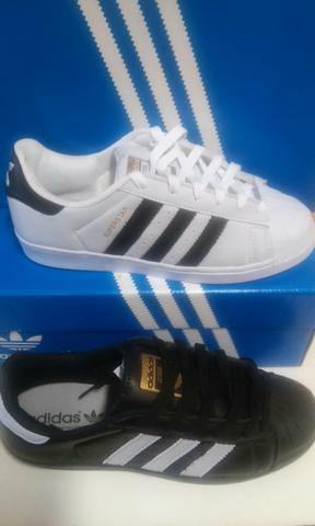 Tênis adidas superstar!!!