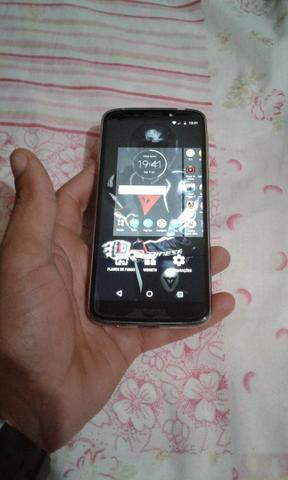Moto G6 Play 32 GB na caixa