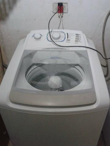 Máquina de lavar Electrolux 10k volts 220