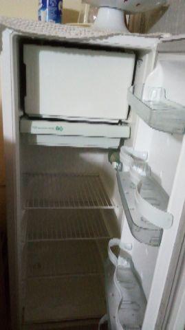 Refrigerador Consul Seminovo.(Quero Xbox no rolo)