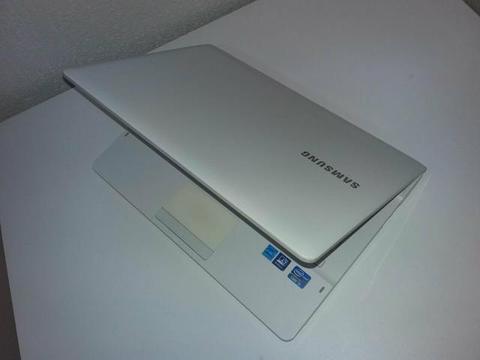 Notebook Samsung Np270e4e i3 3110m Hd500 6gb ram