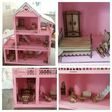Casinha de boneca em MDF com 35 móveis (menina Barbie poly casa brinquedo )