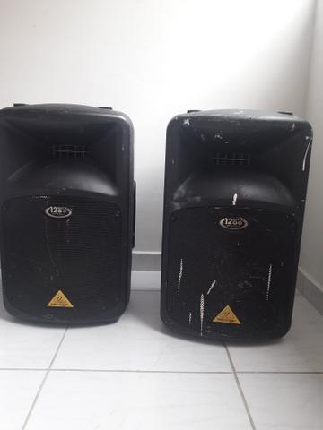 Vendo 1 caixa de som amplificado