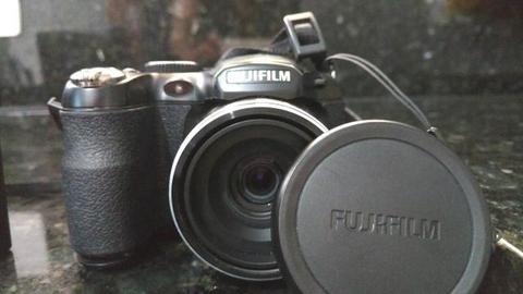 Fujifilm finepix s 14mp