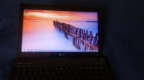 Notebook LG i3 2.20GHz, RAM 4Gb, Rápido