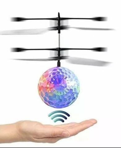 Bolinha voadora mini drone