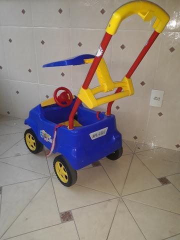 Carrinho de Passeio Infantil com Empurrador