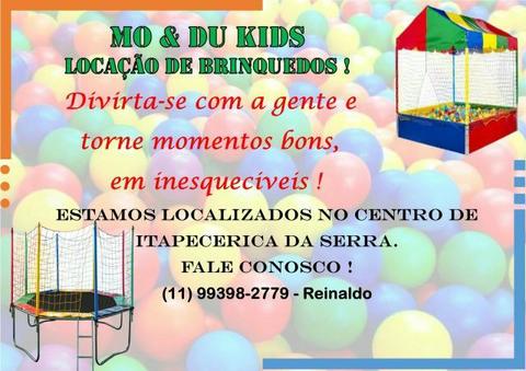 Aluguel cama elástica piscina bolinhas gangorra