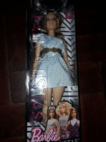 Boneca Barbie fashonista