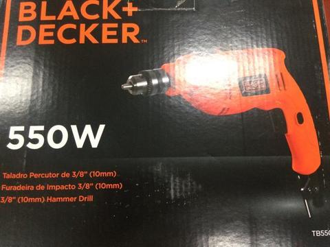 Furadeira de impacto Black&Decker 550W nova