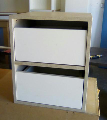 Criado mudo em mdf novo 110 reais