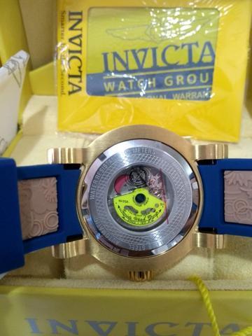 Invicta Yakuza automático