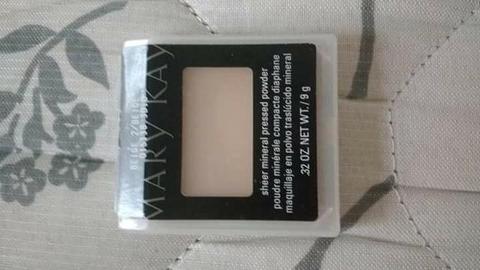 Pó compacto Mary Kay beige2