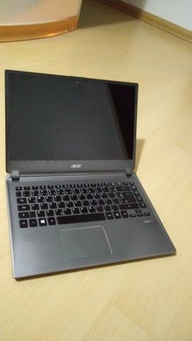 Notebook Acer com teclado Led