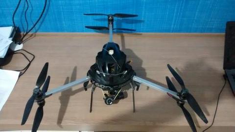 Drone Y600