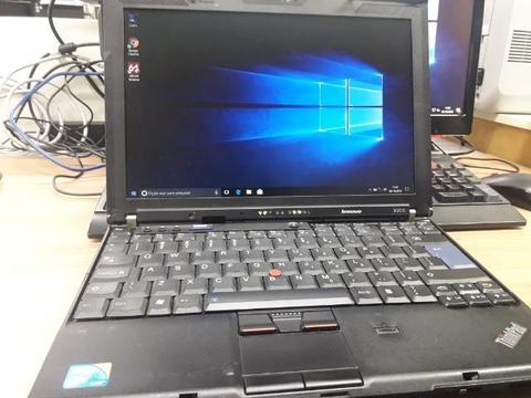 Lenovo ThinkPad i5
