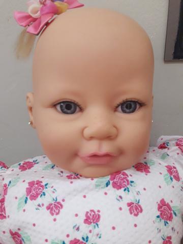 Boneca Bebezão, 90 cm, com cílios e cabelo