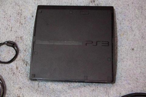 PS3 Slim Desbloqueado + 01 Controle + Jogos no HD + Conecta na PSN R$ 550,00