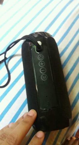 Vendo essa caixinha original jbl