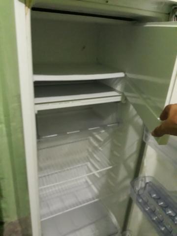 Vendo geladeira