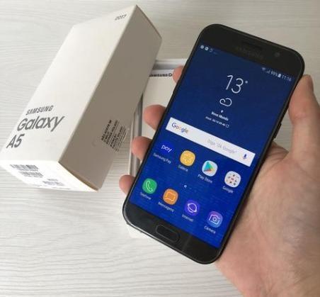 Vendo Samsung Galaxy A5 (2017) 64GB na Garantia até Dezembro/2018