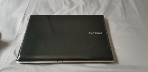 Notebook Samsung RV410 - Intel Dual Core 2.3Ghz -4Gb de memória - 500Gb Hd -Tela 14'