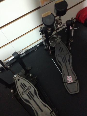 Pedal duplo mapex