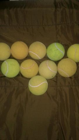 Bolas de tênis usadas