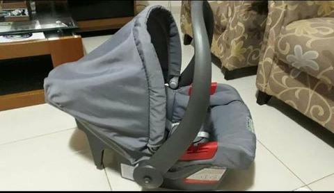 Bebê conforto Burigotto Turing