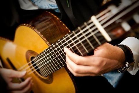 Aulas a domicílio - Violão, Guitarra, Contra-Baixo (Método de ensino Rápido e Prático)
