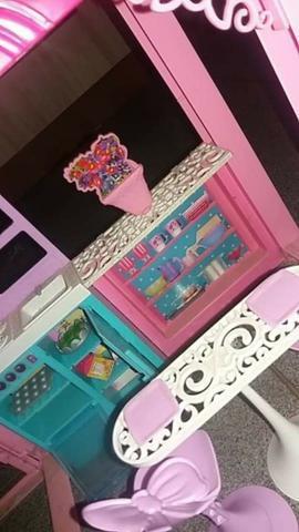Casa da Barbie em perfeito estado