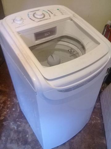 Máquina de lavar ELETROLUX 08Kg. - 220Volts