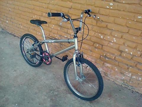Bicicleta bike BMX Aro 20