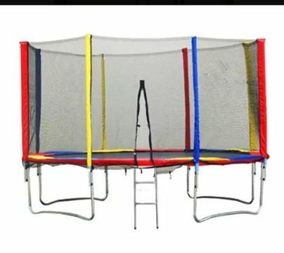Pula pula, cama elástica(promoção de ferias durante a semana)