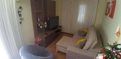 Ambiente completo de sala de tv ,sofa retratil e reclinavel ,rack com painel ,concha ,tv