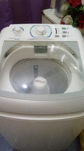Máquina de Lavar 8 kg