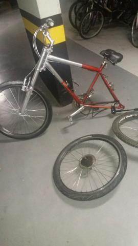 Bicicleta adulto 200 reais pq precisa colocar a roda