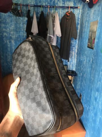 Necessaire Louis Vuitton
