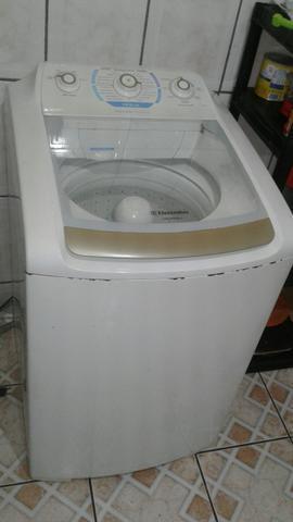 Máquina de Lavar Electrolux 10Kg (p/ conserto)