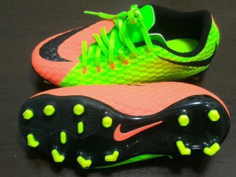 Chuteira Nike Hypervenom 3