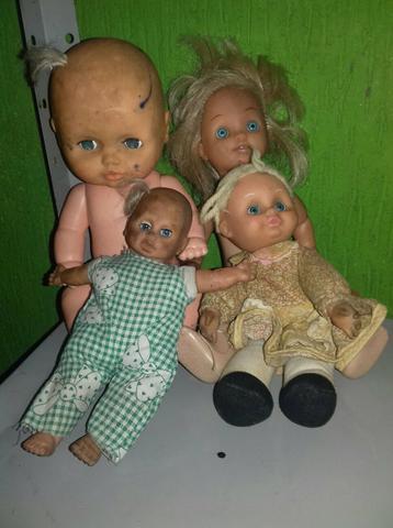 Lote Bonecas Antigas R$25,00