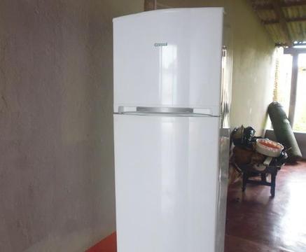 Refrigerador Frost Free, semi-nova