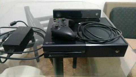 Xbox One + Kinect + 1 Controle