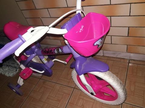 Bicicleta infantil Nova foi usada apenas no dia que comprou