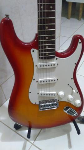 Guitarra condor Stratocaster