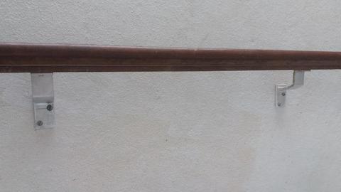 Corrimão de madeira 1.60 cm comprimento